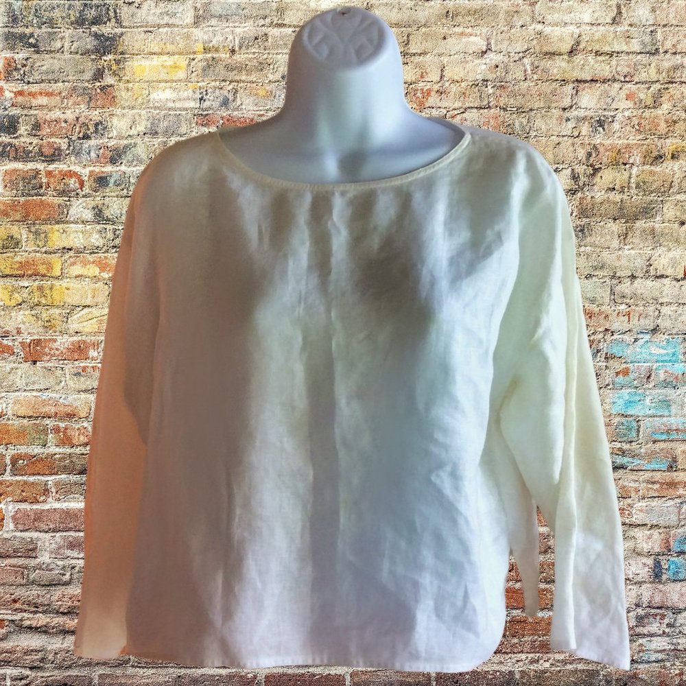Women's White Linen Blouse One Size Unbranded Light Spot on Fabric Selling As Is